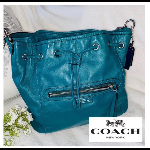 Coach Handbags - COACH Bucket Handbag UNIQUE!